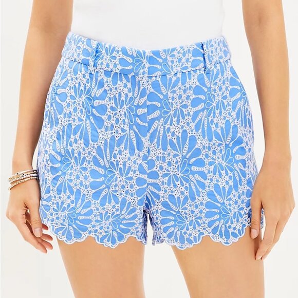 Loft Riviera Shorts in Floral Eyelet NWT - Picture 2 of 9